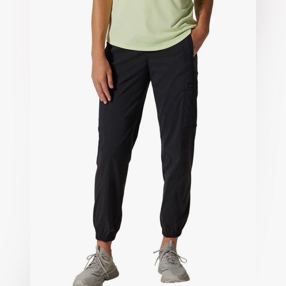 MOUNTAIN HARDWARE Dynama High Rise Utility Jogger Black Granola Girl Hiking Pant